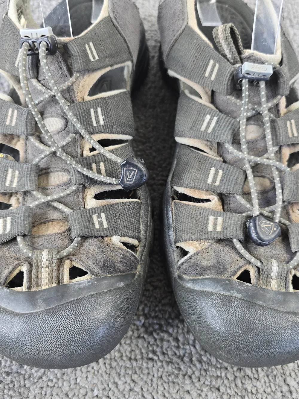KEEN Newport H2 Waterproof Hiking Sandals Mens Size 10 Shoes Gray Beach Summer